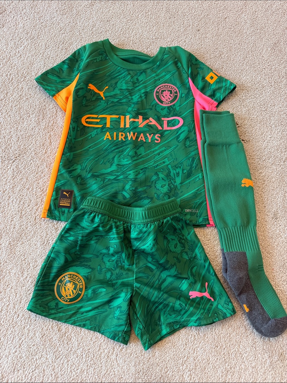 Puma Kids Green Soccer Jersey Set with Yellow & Pink Accents